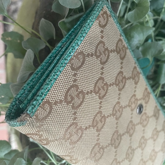 GUCCI Long Wallet 💙 Rare 🩵 Great Condition - Picture 4 of 15